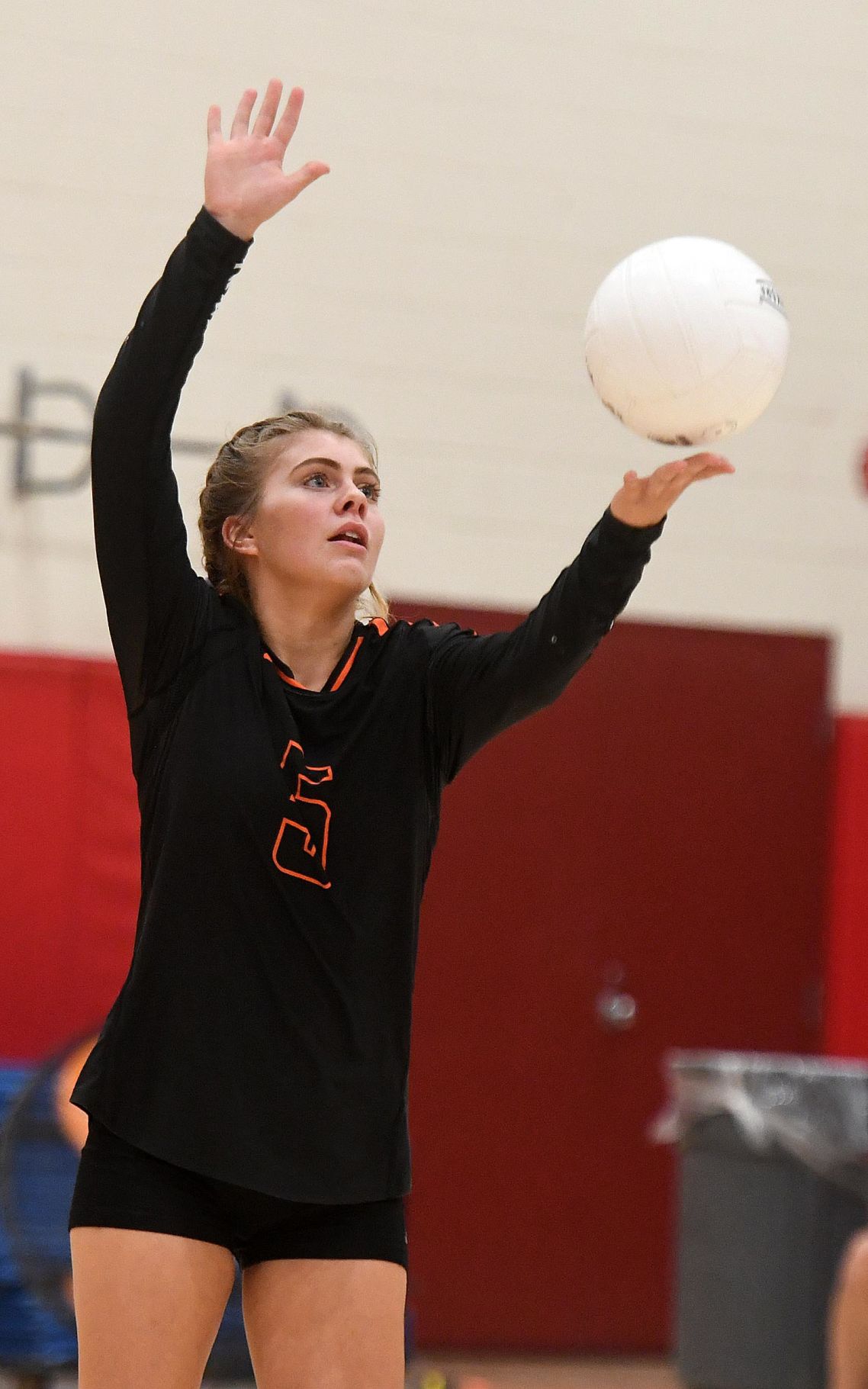 090419-s-volleyball 40.JPG
